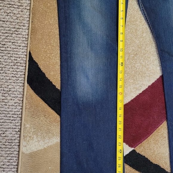 Too short - Picture 11 of 13